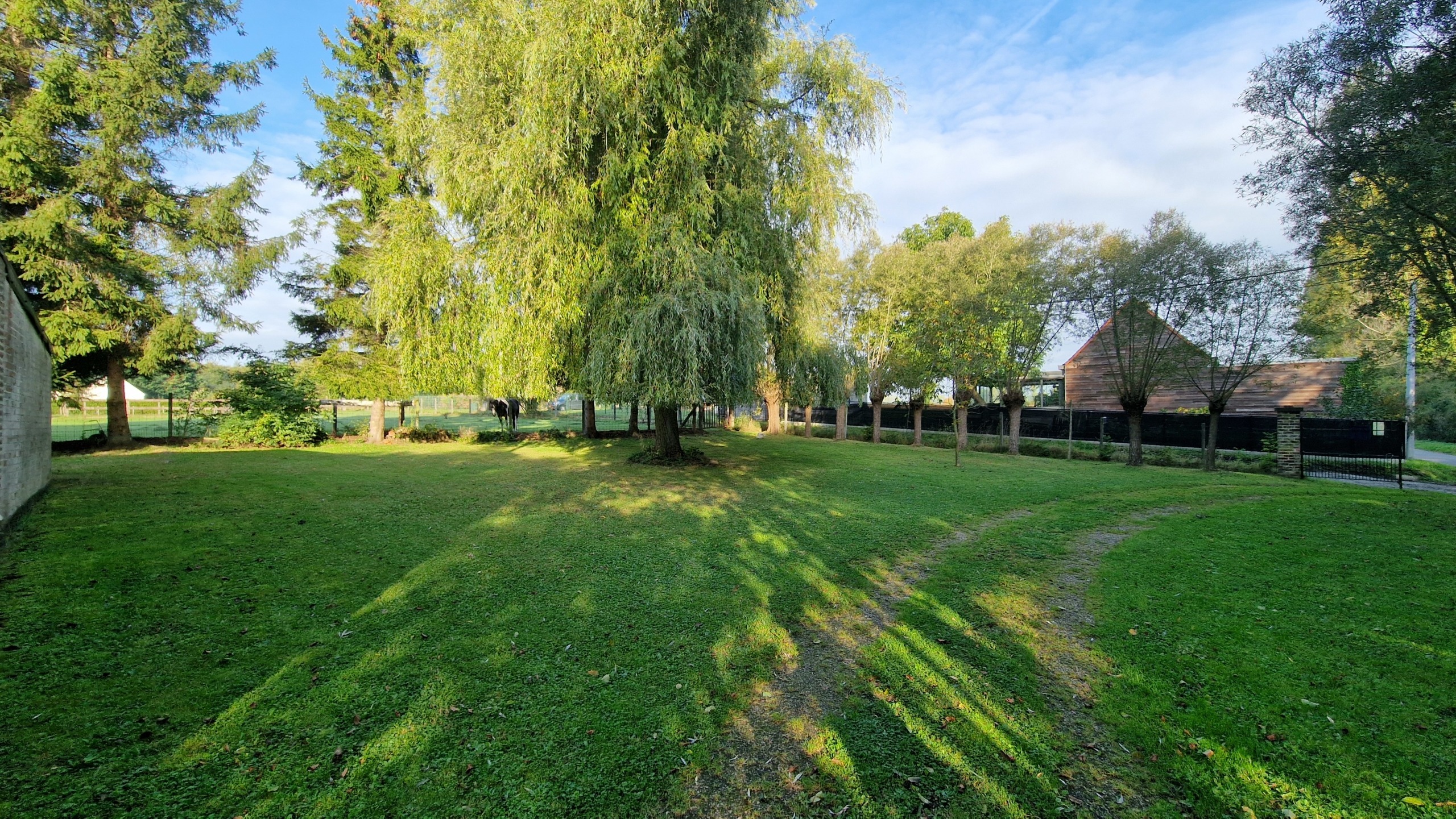 Vrijstaande Woning Op Prachtig Perceel Aan Natuurgebied