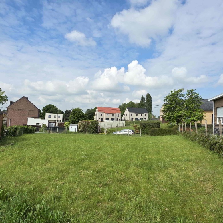 Bouwgrond voor open bebouwing op gunstige locatie