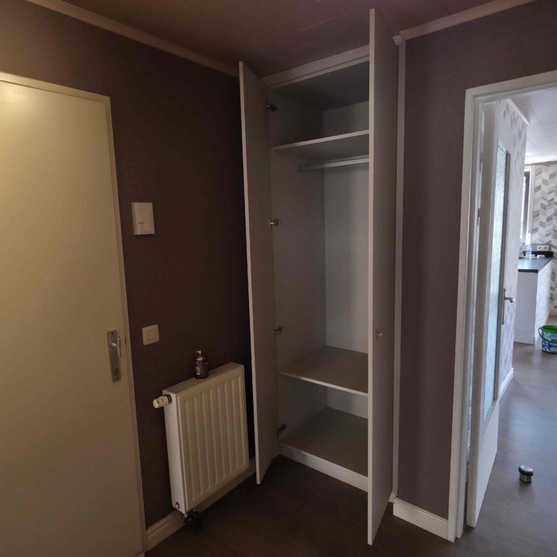 Verzorgd appartement met 2 slpks, groot terras (42 m²!) en garage!