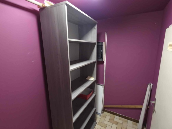 Verzorgd appartement met 2 slpks, groot terras (42 m²!) en garage!