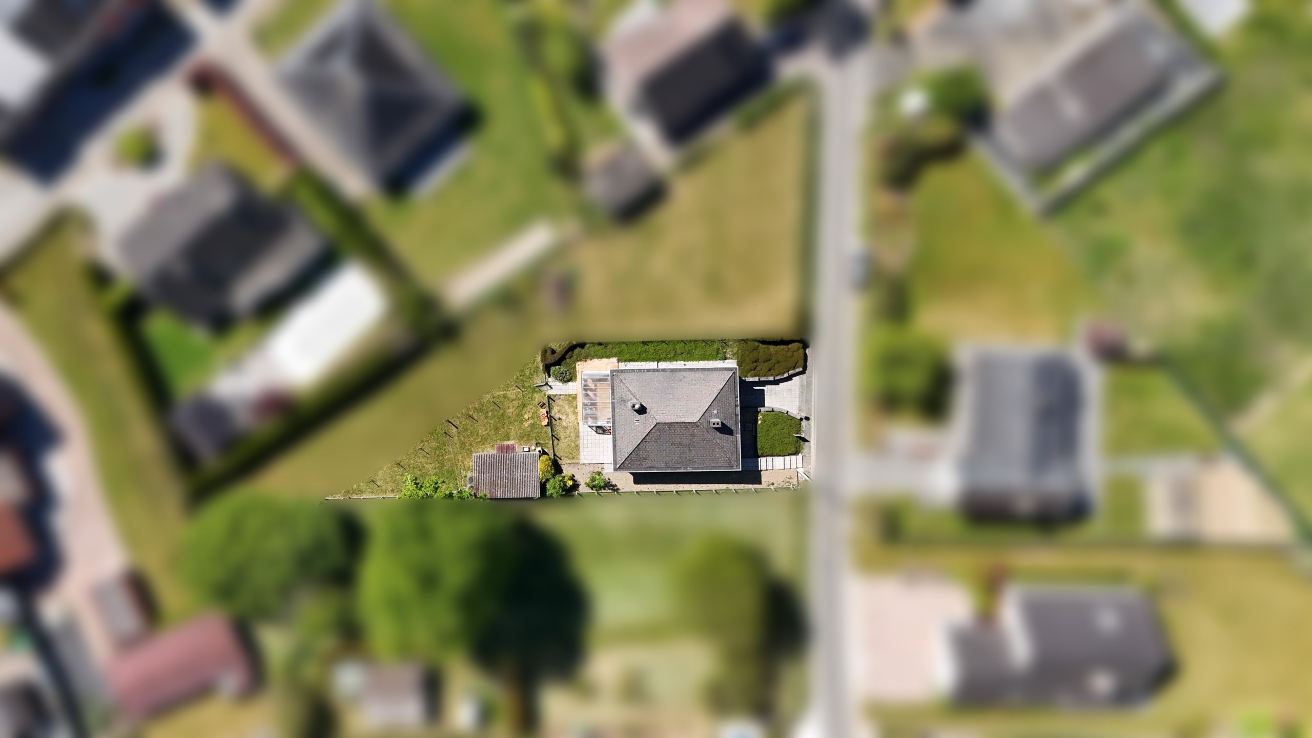 Instapklare vrijstaande woning met een centrale en rustige ligging