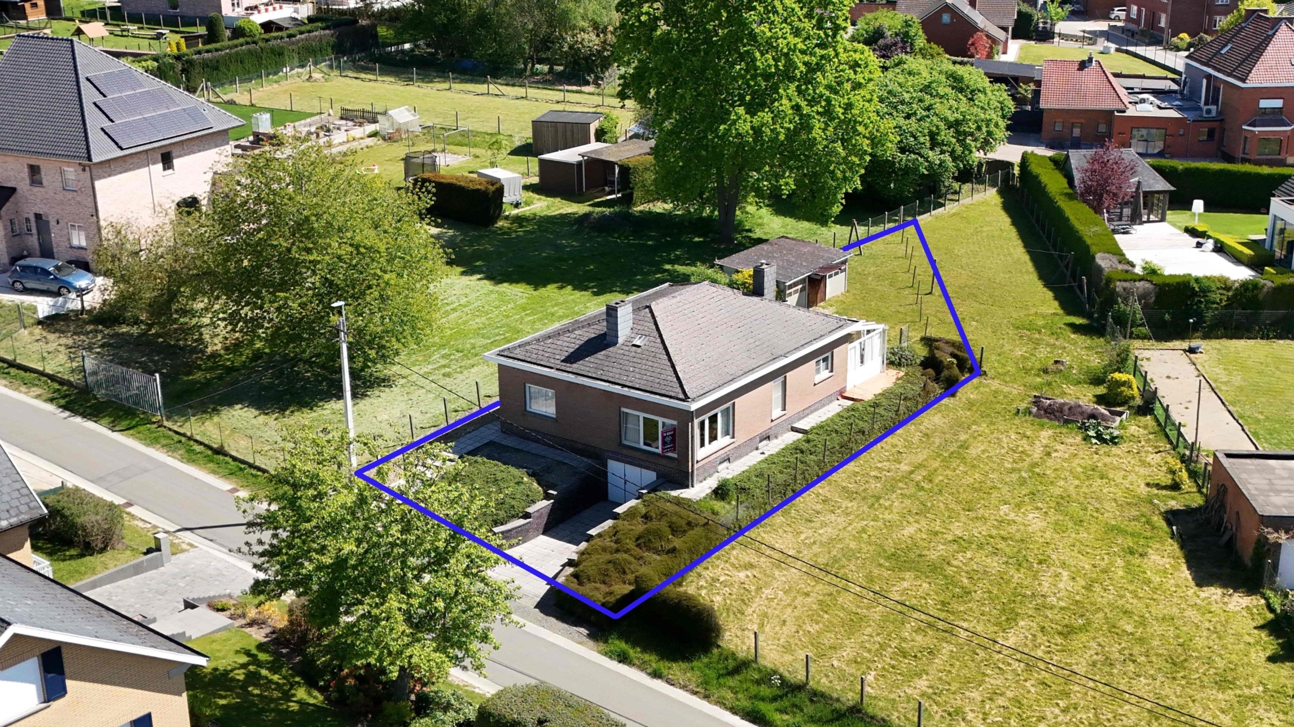 DJI_20260429122132_0006_D Instapklare vrijstaande woning met een centrale en rustige ligging