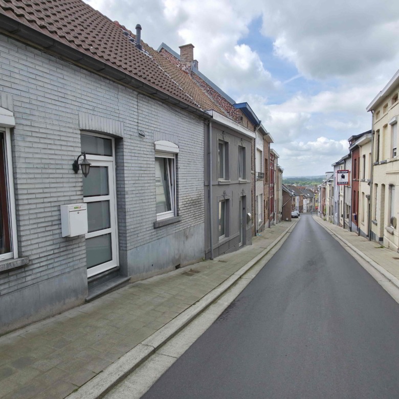 Gezellige instapklare woning met mooie zonnige tuin