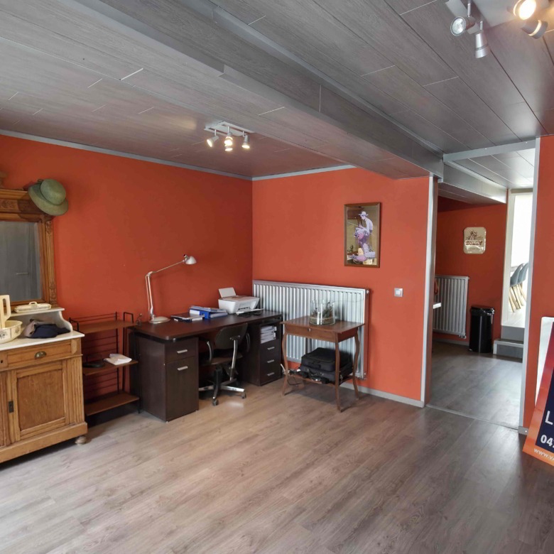 Gezellige instapklare woning met mooie zonnige tuin