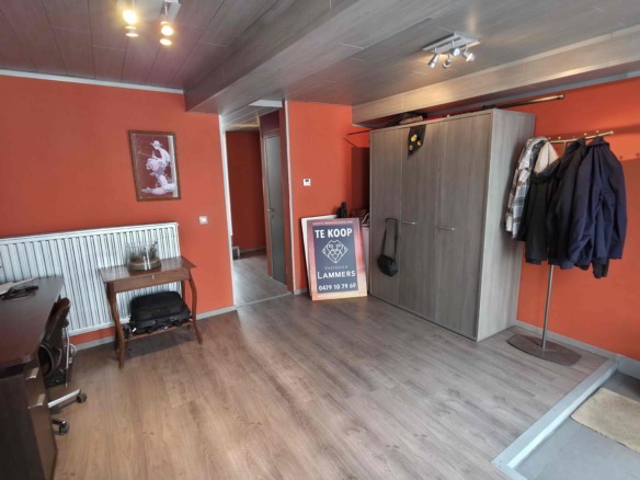 Gezellige instapklare woning met mooie zonnige tuin