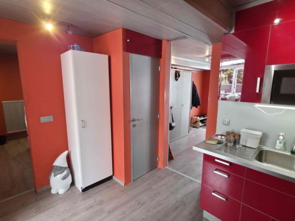 Gezellige instapklare woning met mooie zonnige tuin