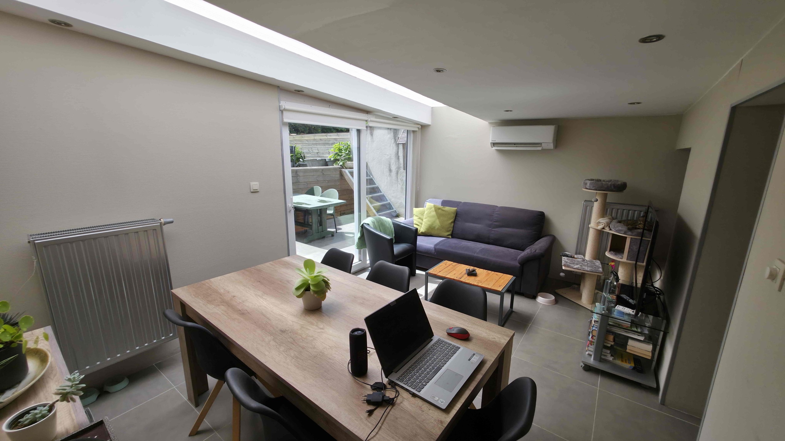 Gezellige instapklare woning met mooie zonnige tuin