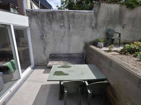 Gezellige instapklare woning met mooie zonnige tuin