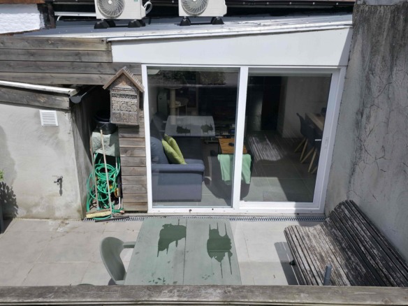 Gezellige instapklare woning met mooie zonnige tuin