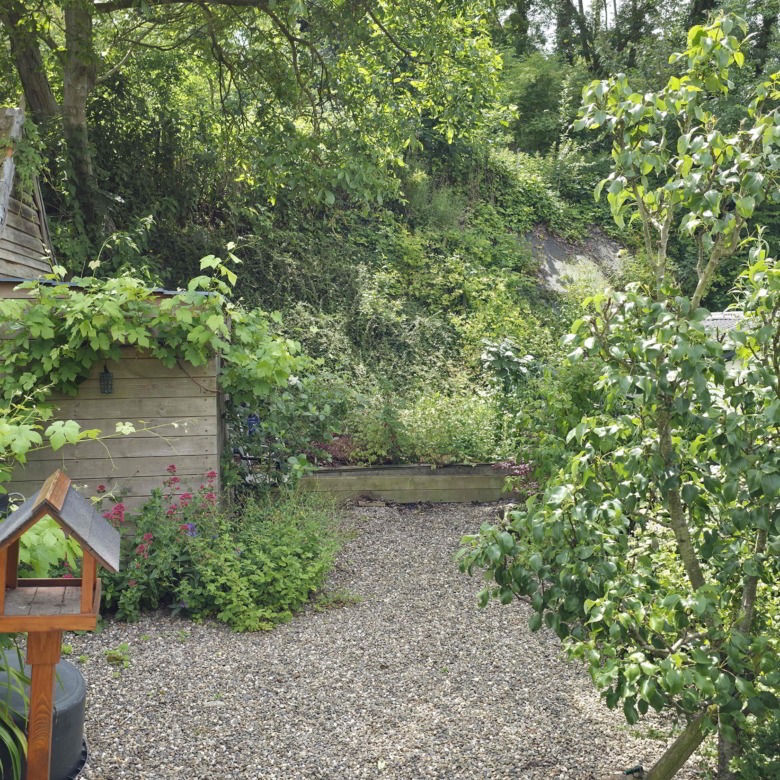 Gezellige instapklare woning met mooie zonnige tuin