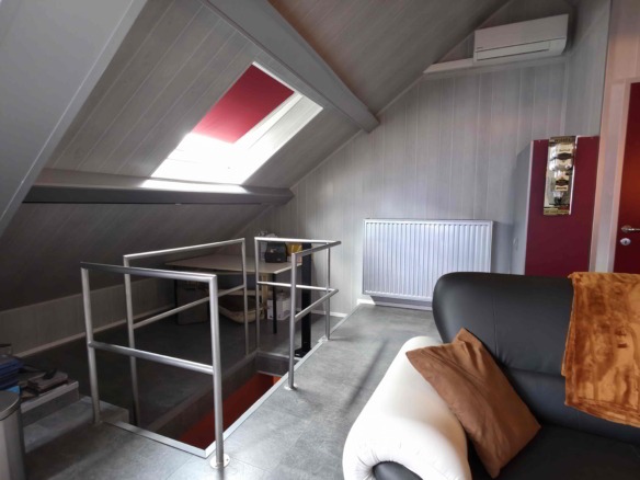 Gezellige instapklare woning met mooie zonnige tuin