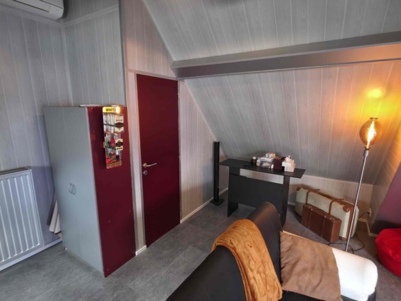 Gezellige instapklare woning met mooie zonnige tuin