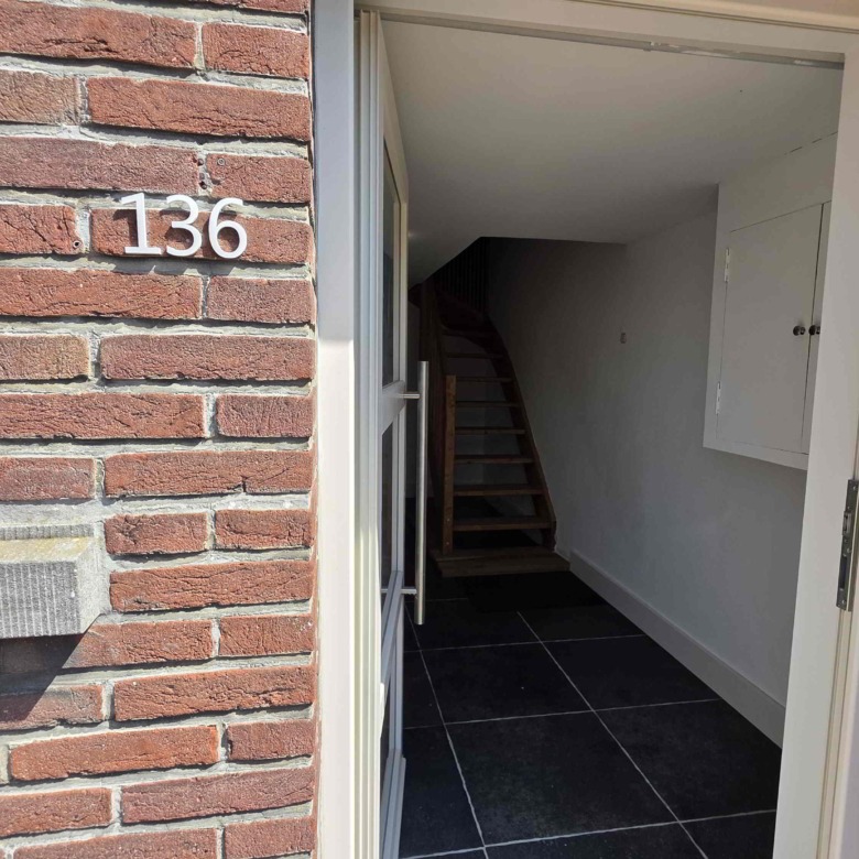 Grote gerenoveerde woning in een groene omgeving nabij het Boelarebos