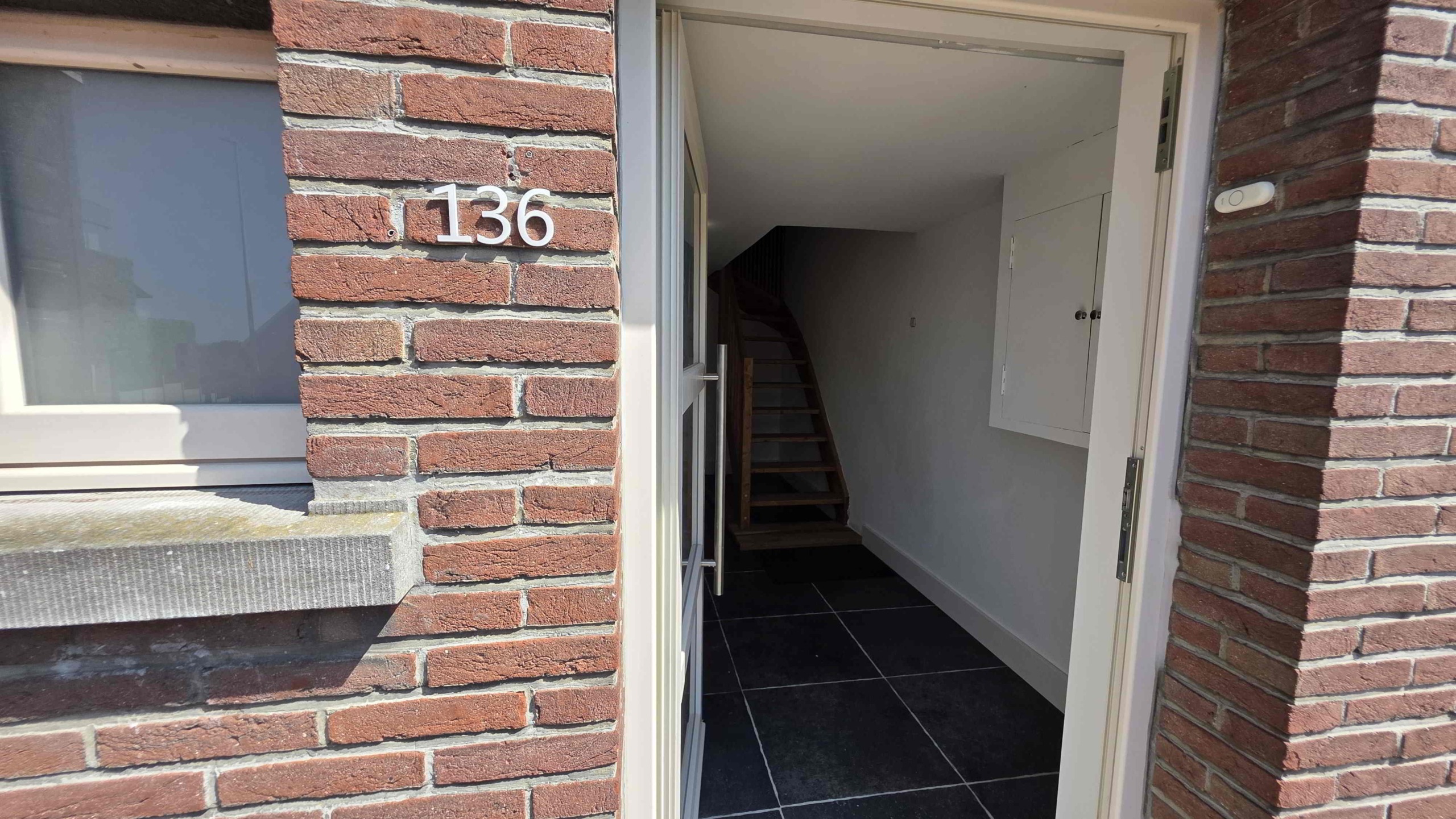 Grote gerenoveerde woning in een groene omgeving nabij het Boelarebos