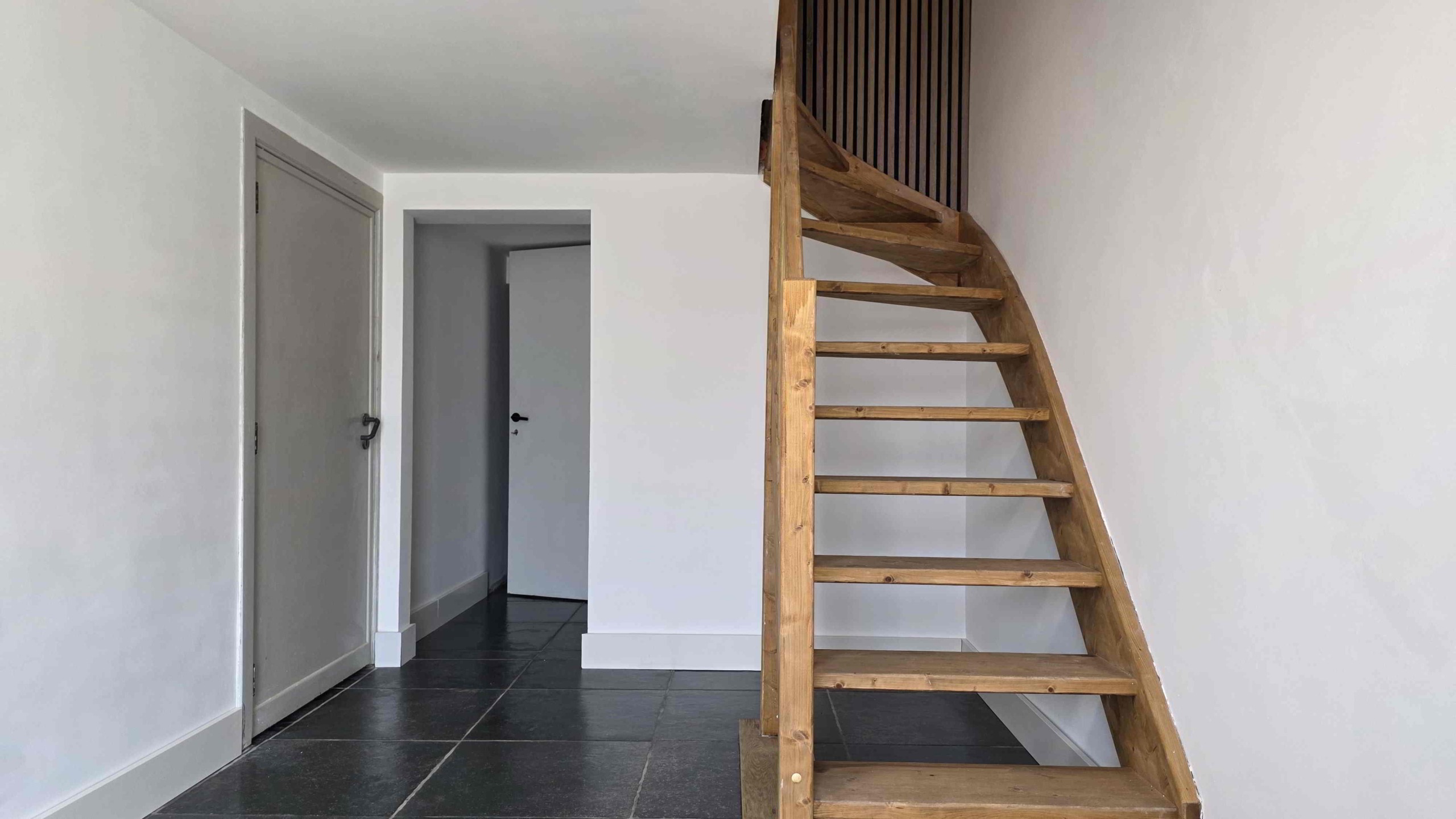 Grote gerenoveerde woning in een groene omgeving nabij het Boelarebos