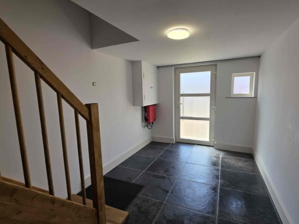 Grote gerenoveerde woning in een groene omgeving nabij het Boelarebos