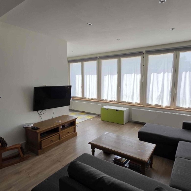 Grote gerenoveerde woning in een groene omgeving nabij het Boelarebos