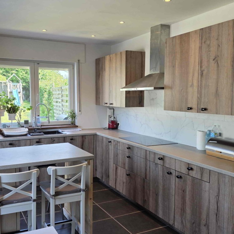 Grote gerenoveerde woning in een groene omgeving nabij het Boelarebos