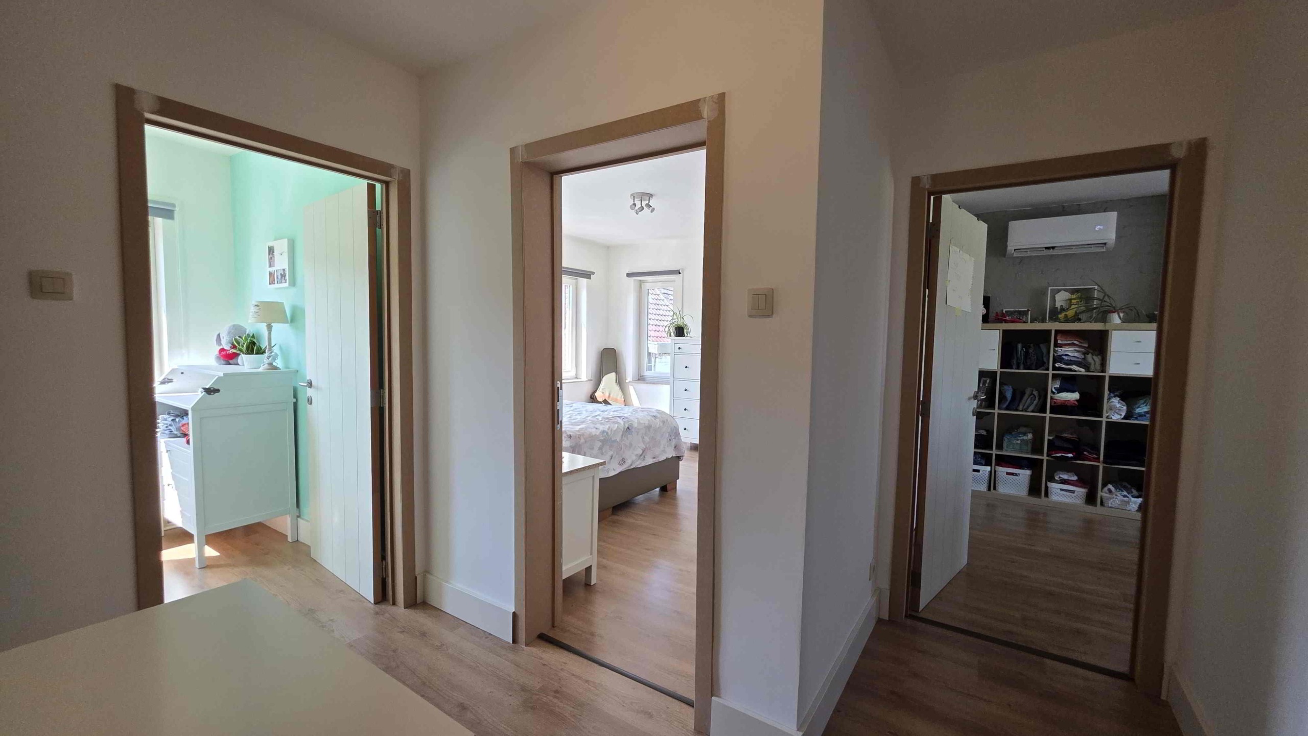 Grote gerenoveerde woning in een groene omgeving nabij het Boelarebos