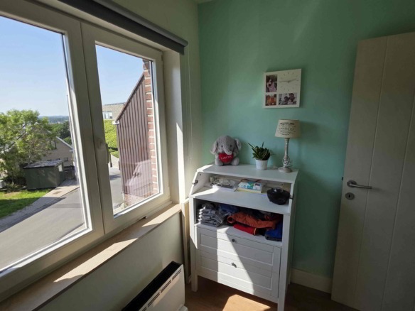 Grote gerenoveerde woning in een groene omgeving nabij het Boelarebos