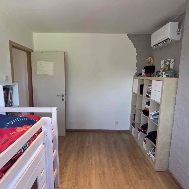 Grote gerenoveerde woning in een groene omgeving nabij het Boelarebos