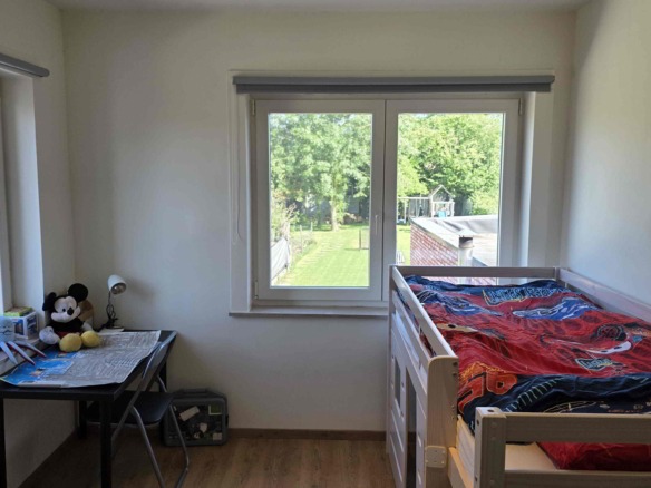 Grote gerenoveerde woning in een groene omgeving nabij het Boelarebos