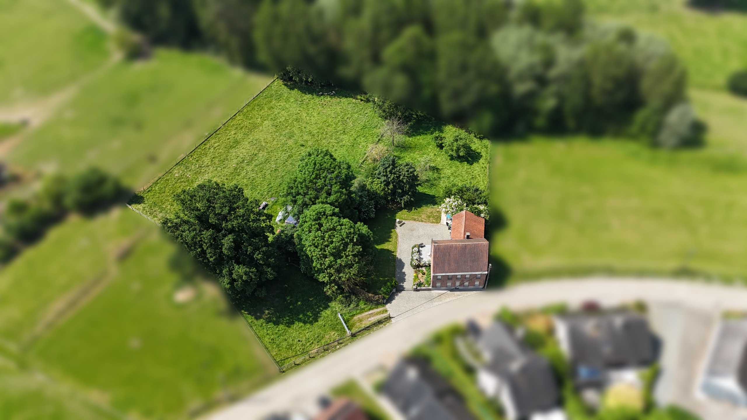 Prachtig en rustig gelegen landelijke woning op 68 are.