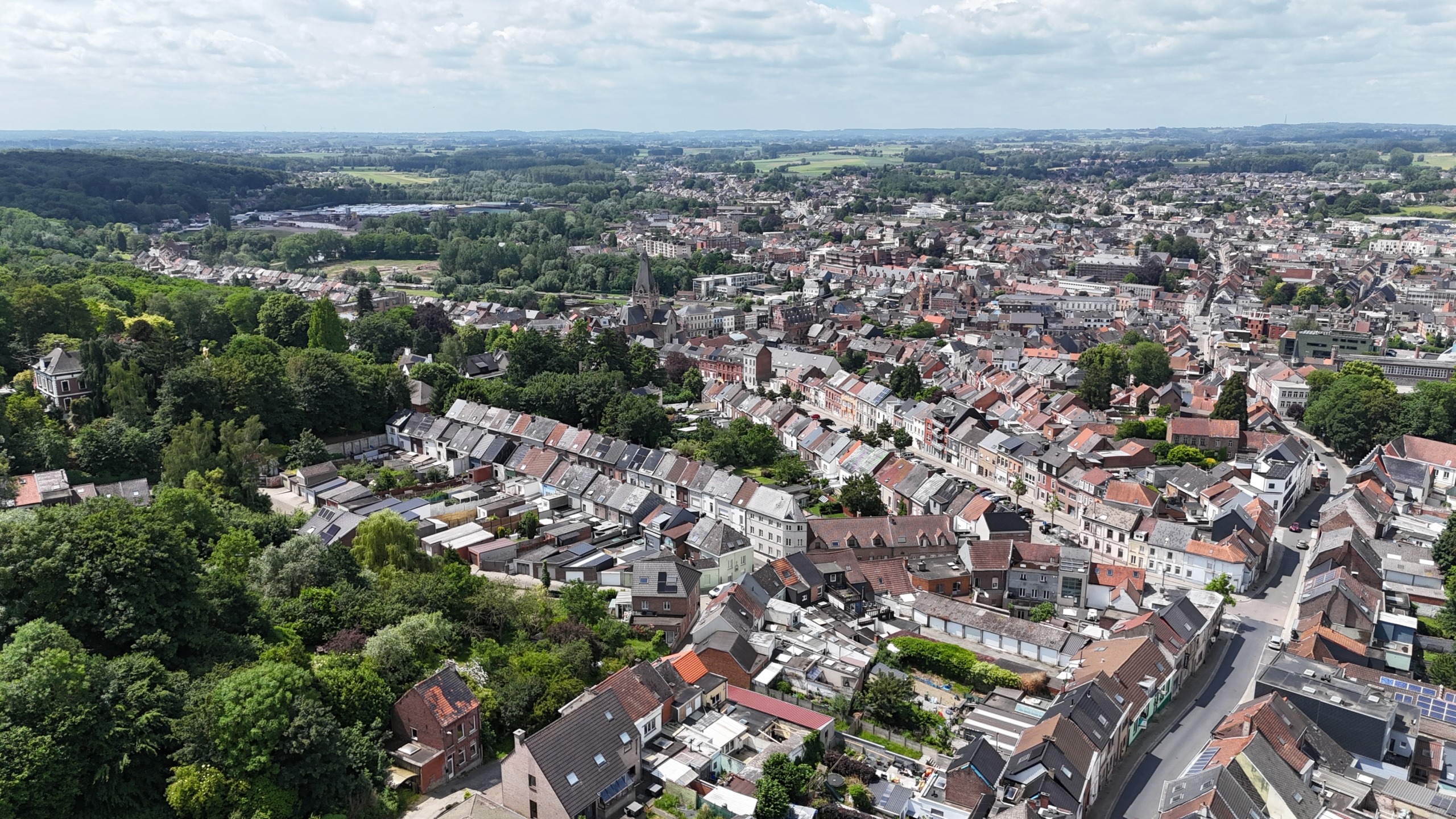 Gezellige instapklare woning met mooie zonnige tuin