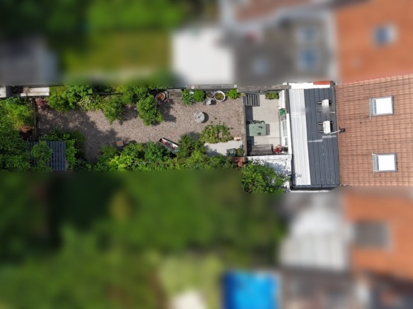Gezellige instapklare woning met mooie zonnige tuin
