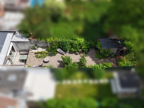 Gezellige instapklare woning met mooie zonnige tuin