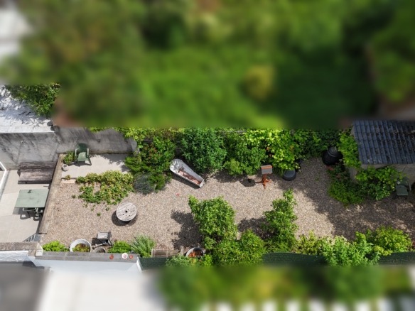 Gezellige instapklare woning met mooie zonnige tuin