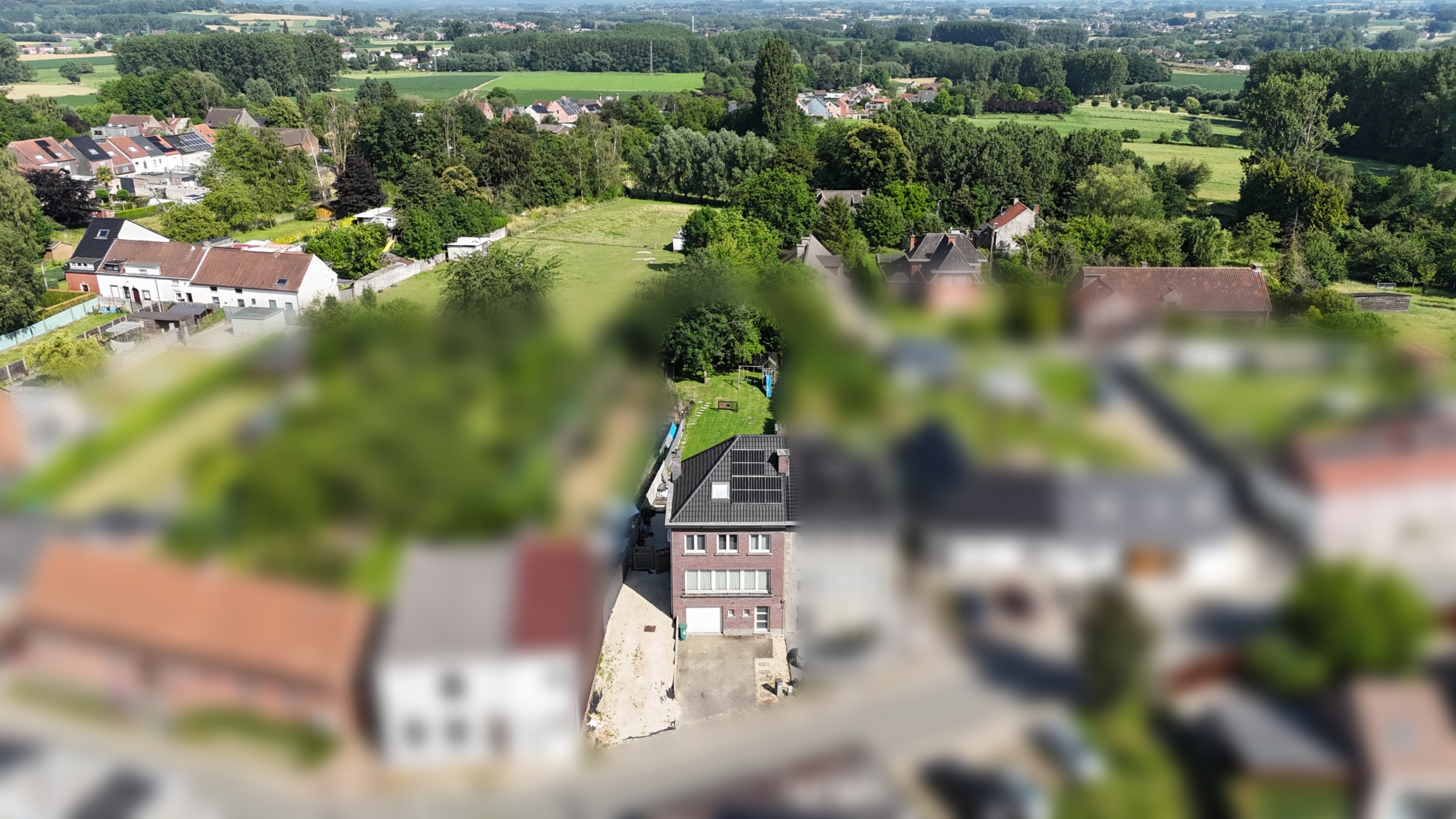 Grote gerenoveerde woning in een groene omgeving nabij het Boelarebos