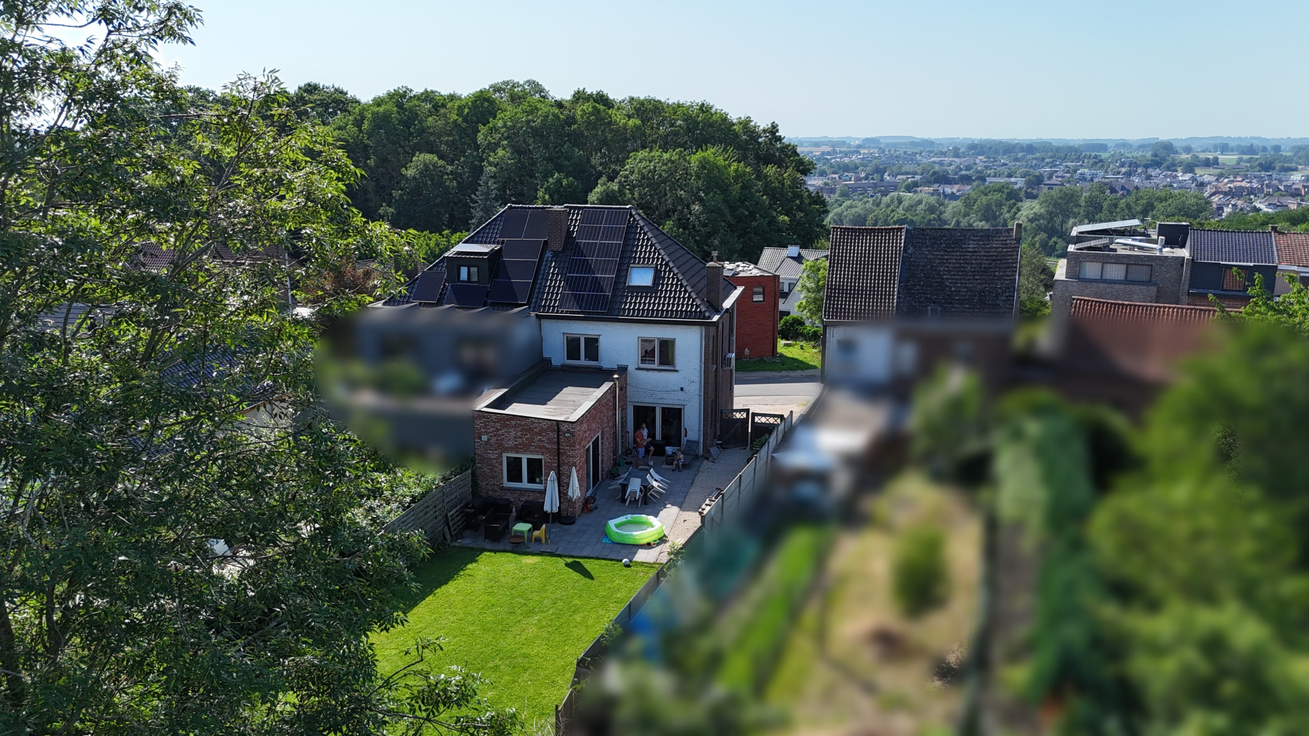 Grote gerenoveerde woning in een groene omgeving nabij het Boelarebos