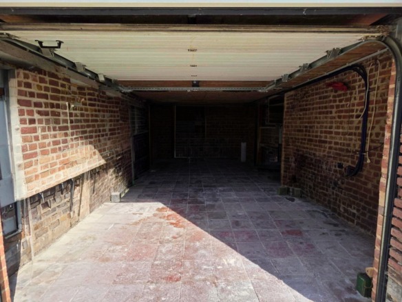 Grote gerenoveerde woning in een groene omgeving nabij het Boelarebos