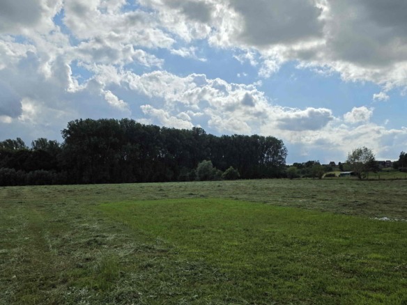 Rustig gelegen bouwgrond in landelijke omgeving