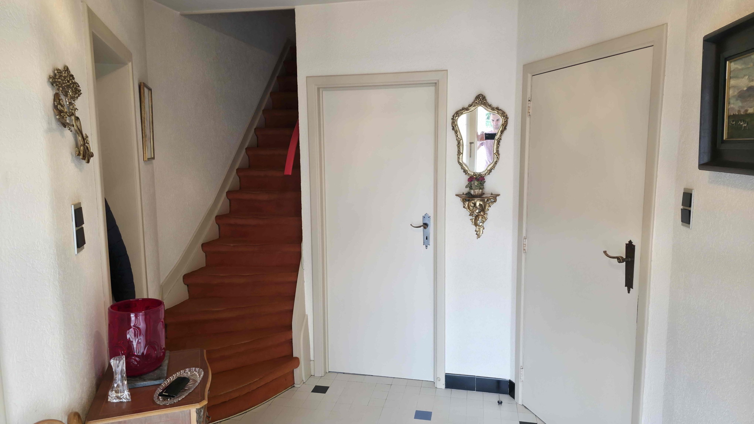 Unieke architecturale woning op een mooi perceel