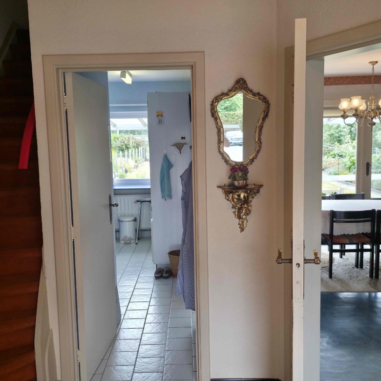 Unieke architecturale woning op een mooi perceel