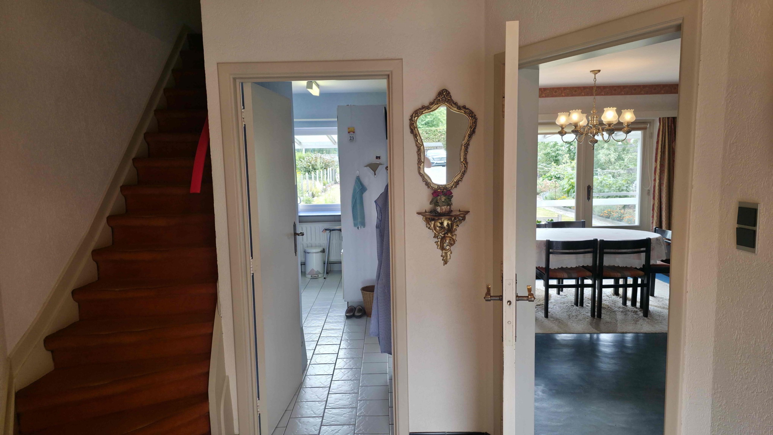 Unieke architecturale woning op een mooi perceel