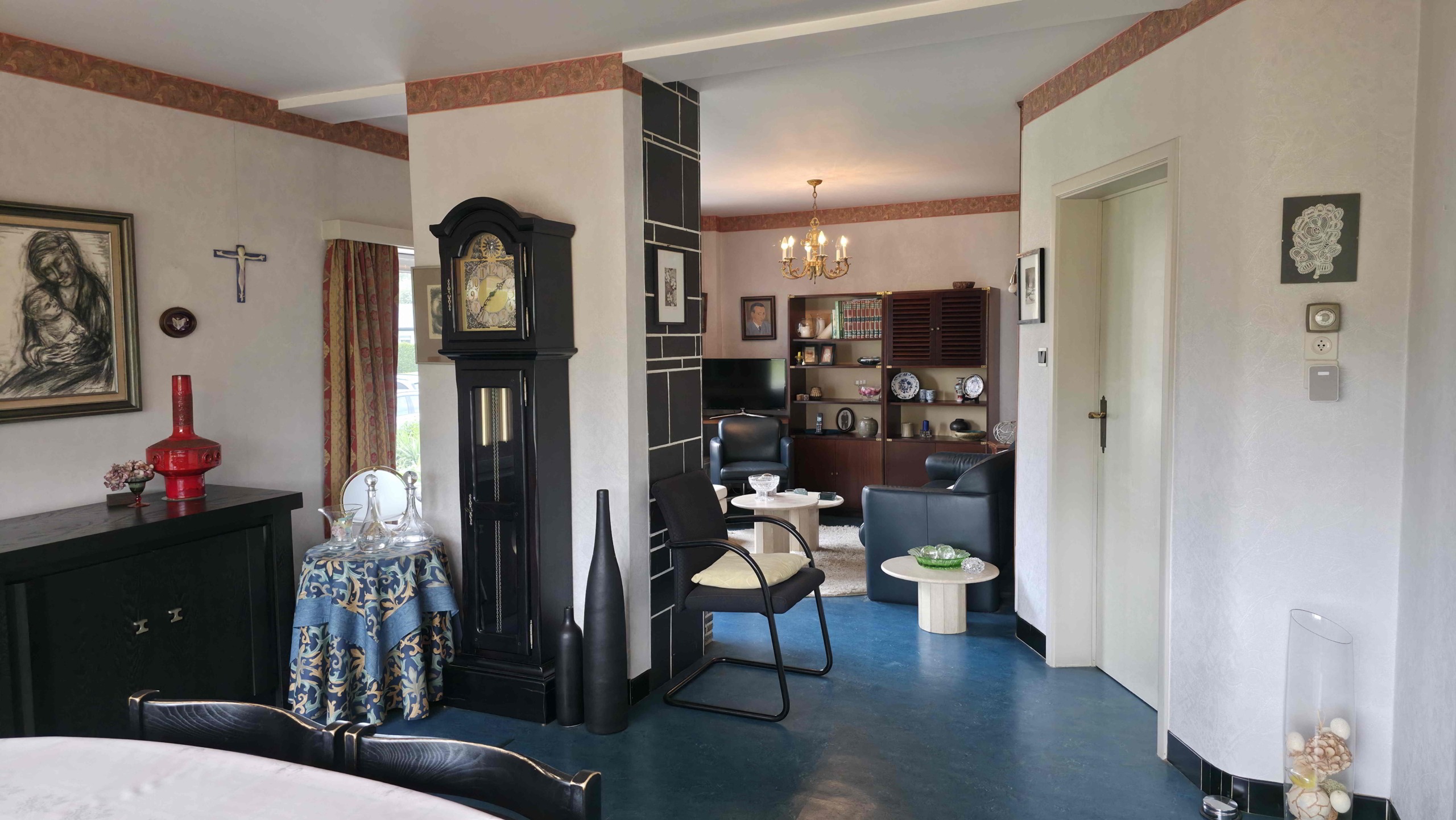 Unieke architecturale woning op een mooi perceel