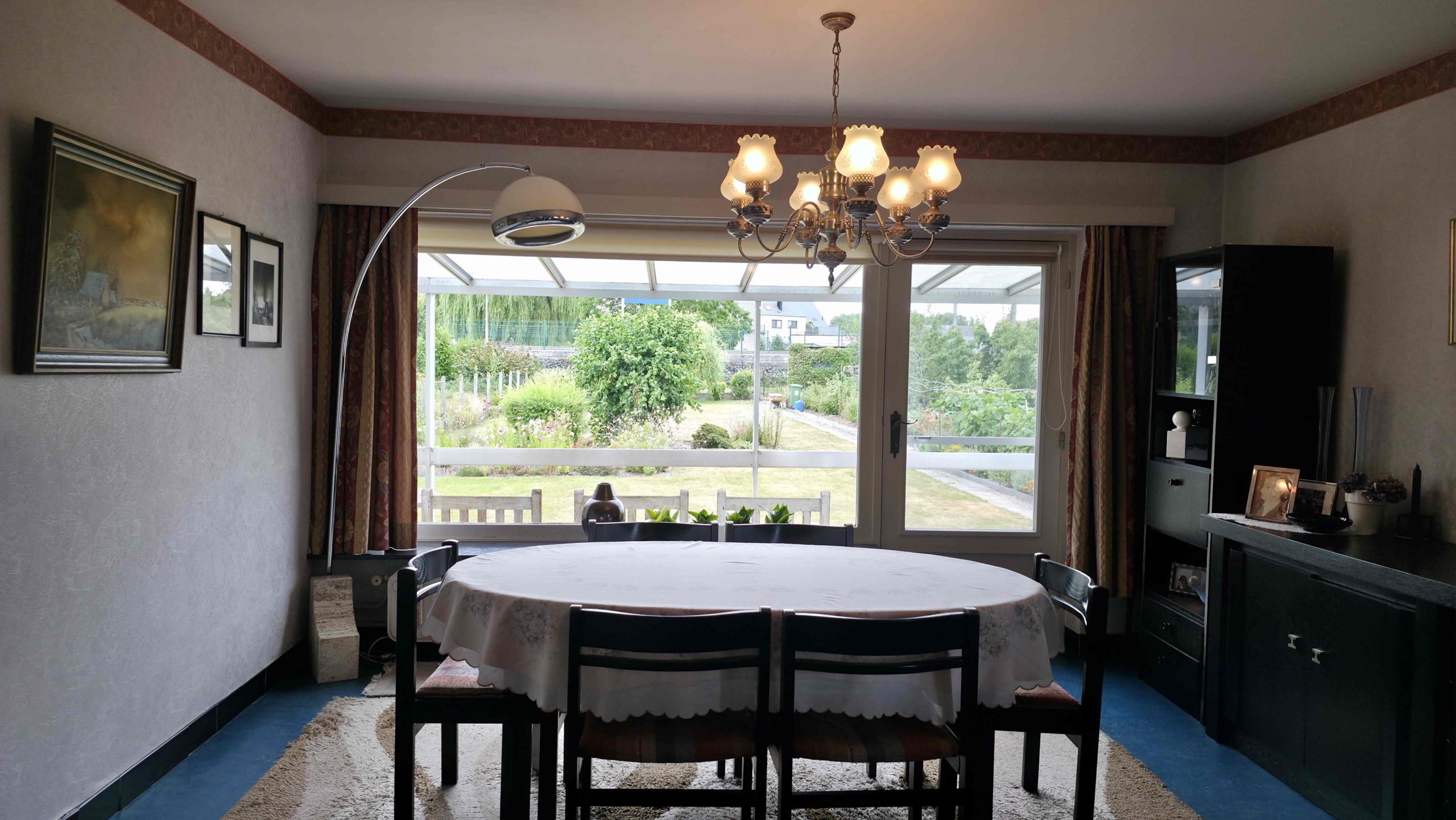 Unieke architecturale woning op een mooi perceel