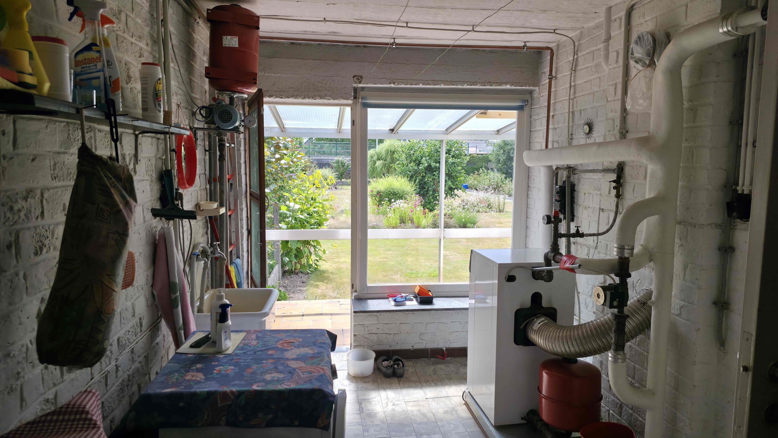 Unieke architecturale woning op een mooi perceel