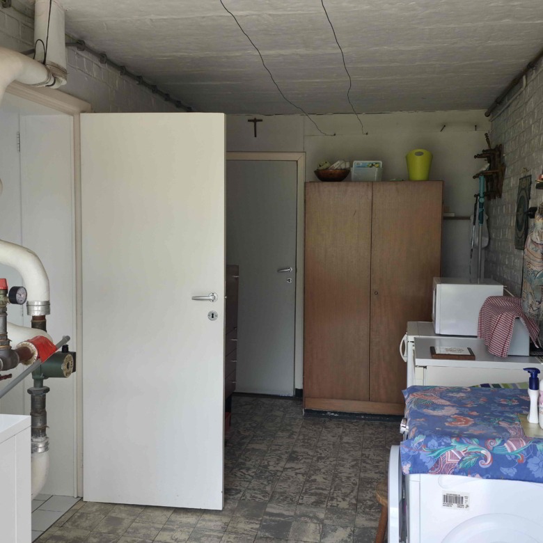 Unieke architecturale woning op een mooi perceel