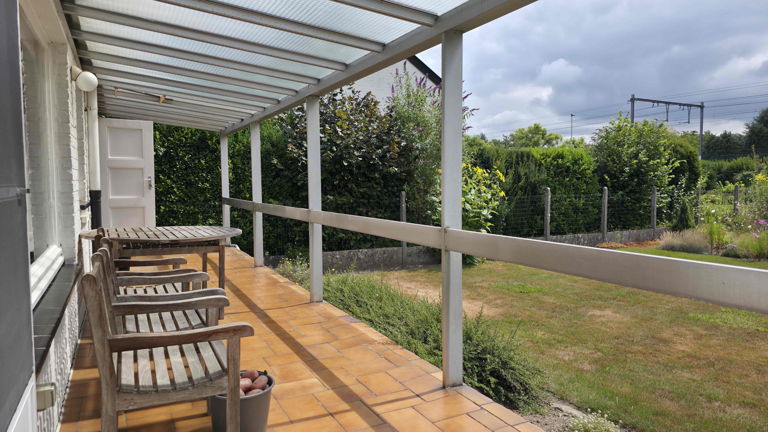 Unieke architecturale woning op een mooi perceel