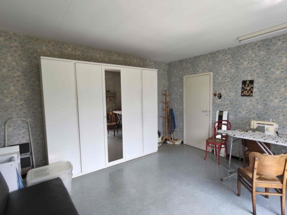 Unieke architecturale woning op een mooi perceel