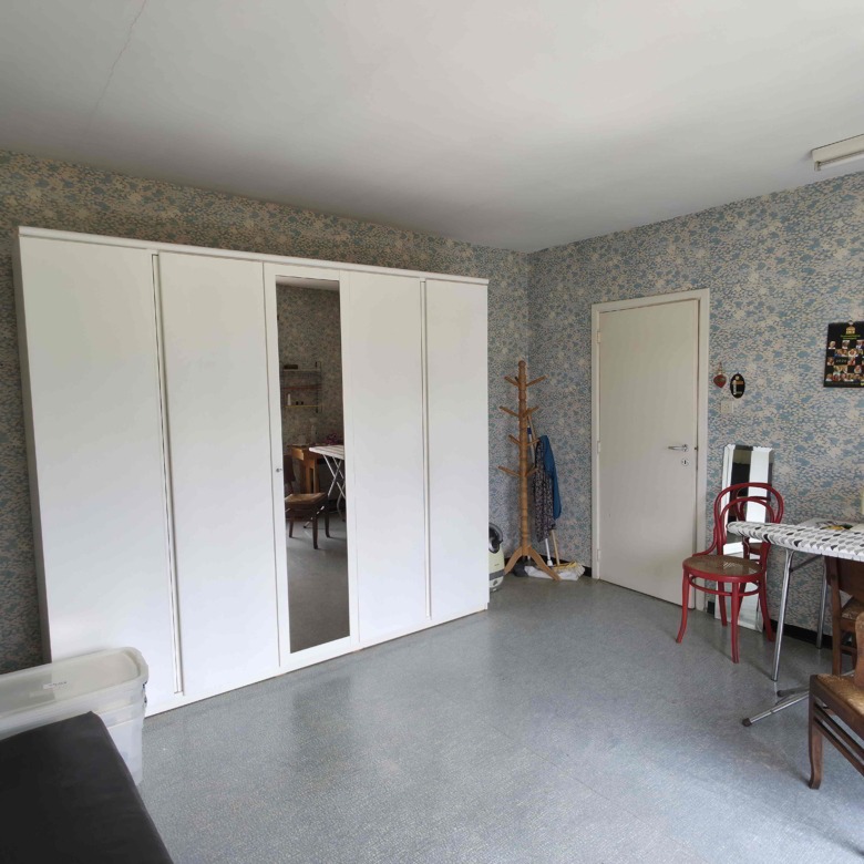Unieke architecturale woning op een mooi perceel