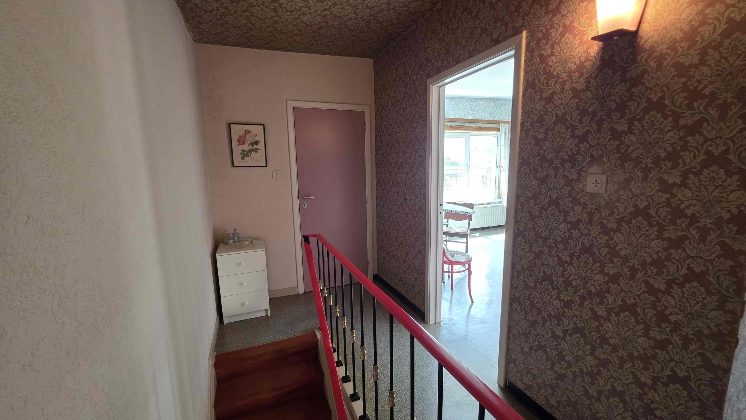 Unieke architecturale woning op een mooi perceel