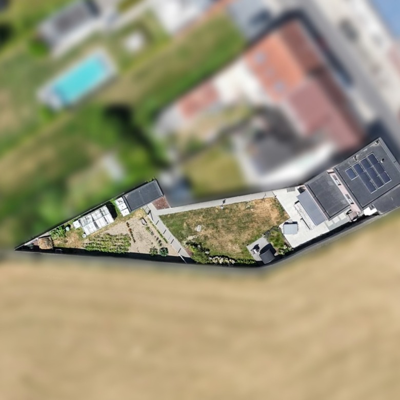 Moderne, top uitgeruste woning met privatieve tuin