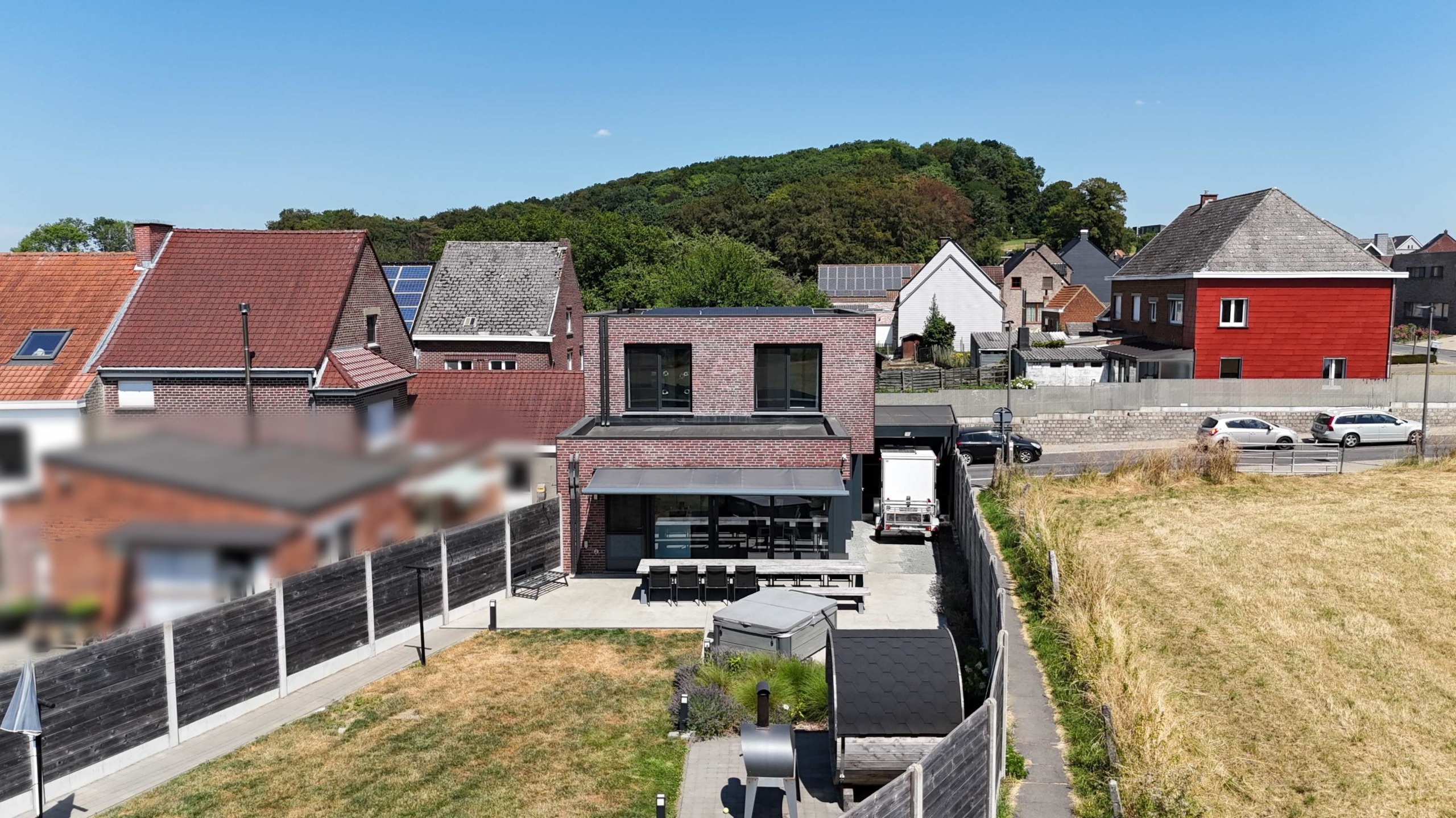 Moderne, top uitgeruste woning met privatieve tuin