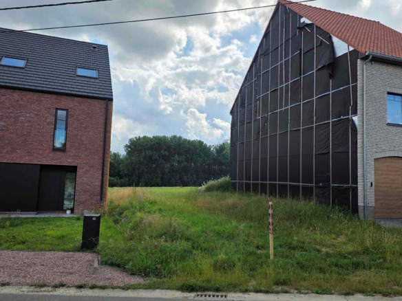 Rustig gelegen bouwgrond in landelijke omgeving