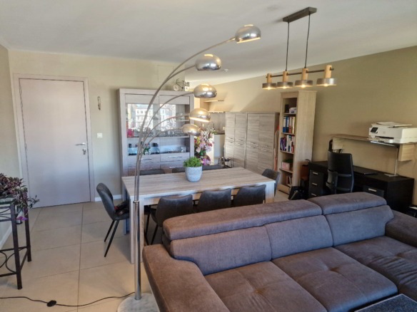 Mooi appartement met topligging op de markt!